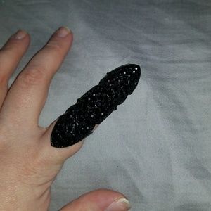 Black rhinestone dragon scale finger ring